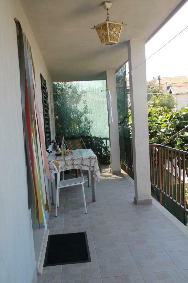 App Dujmovic Apartment Supetar Exterior photo